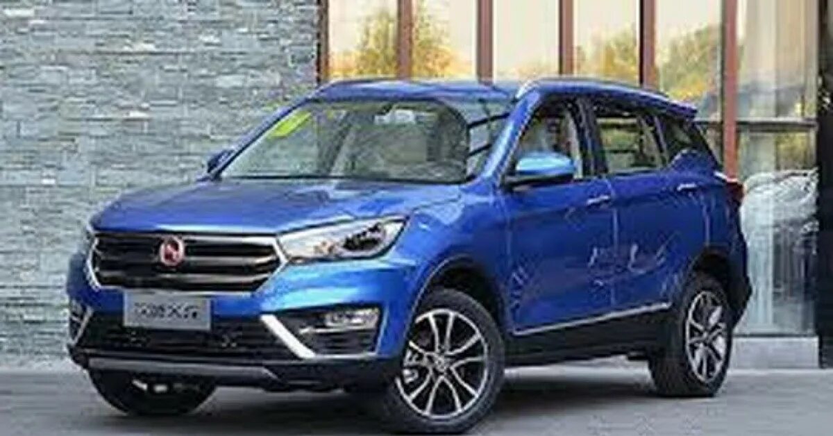 Китайские машины до 1 миллиона рублей. Brilliance v3 2023. Китайский кроссовер brilliance. Geely boyue cool. Китайский авто до миллиона рублей.