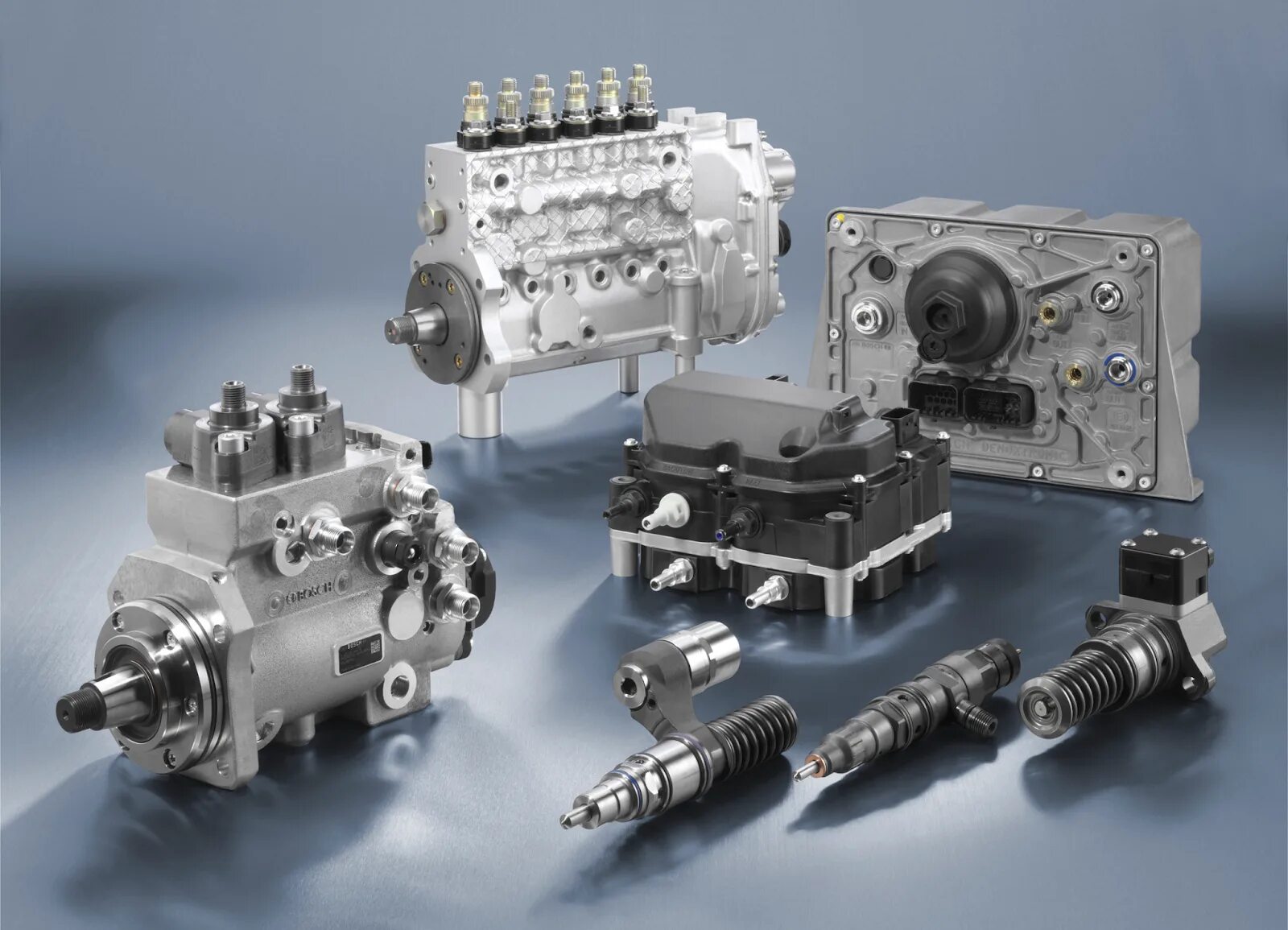 Тнвд v4 denso. Топливный насос высокого давления дизельного двигателя. Тнвд двигателя. Насос тнвд motorpal pp4m10p1f-4205. Тнвд nissan td27.