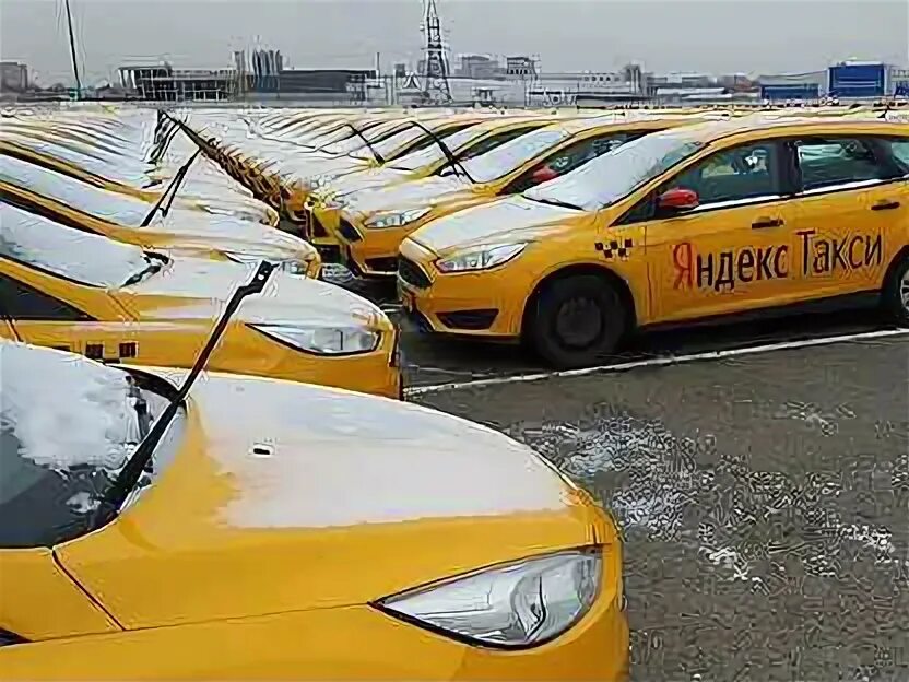 Такси и аренда автомобилей. Машина "такси". Гараж такси. Аренда такси гараж. Аренда такси.