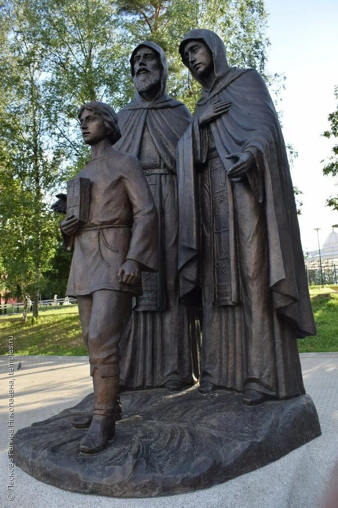 парк покровский в хотьково. памятник хотьково.