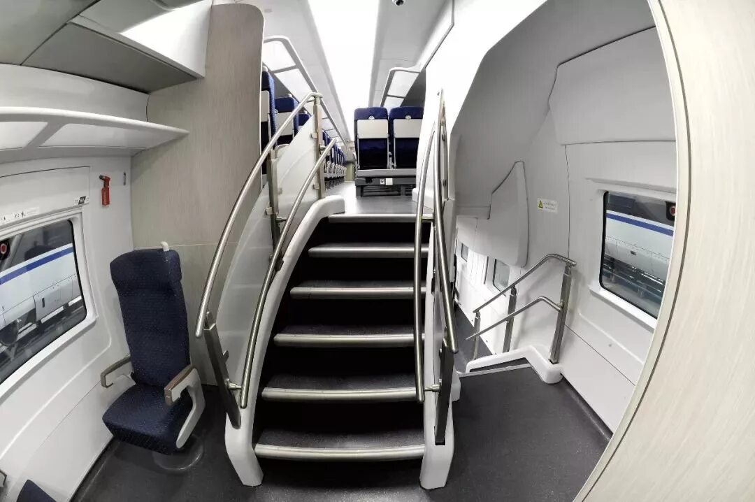 двухэтажный вагон ржд купе 2 этаж. ржд вагон купе 2х этажный. вагон 2х. 2-х этажный вагон ржд. вагон 2х.