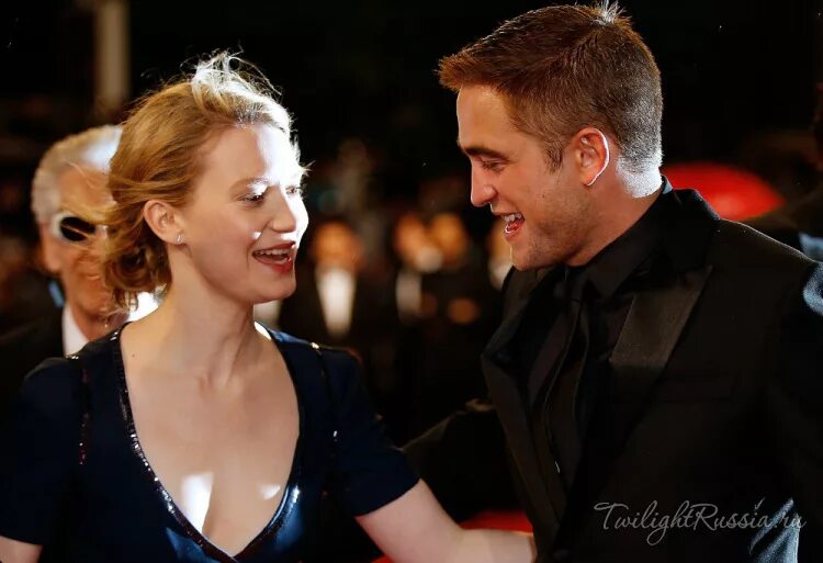 Премьера звезды. Же премьера фото. Нат вулф виноваты звезды. Премьера матрицы. Премьера звезды.