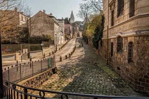 Paris hill