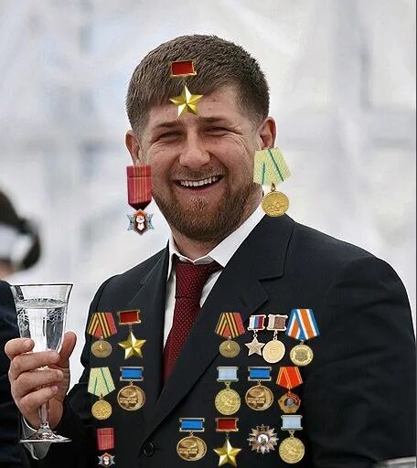 Кадыров сколько медалей