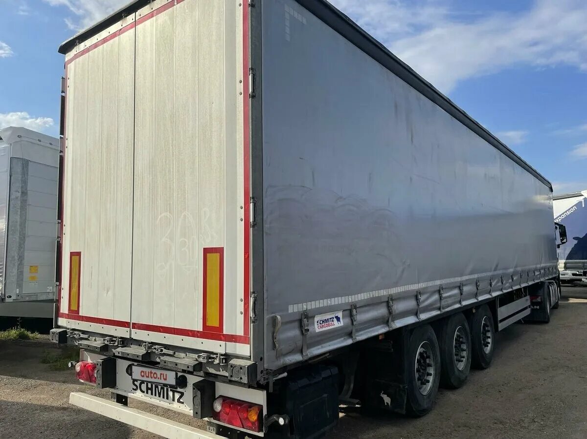 Задняя стойка шмитц шторный полуприцеп. Полуприцеп с бортовой платформой schwarzmuller 2002. Полуприцепы пробегом. Полуприцеп мега 16 метров. Полуприцепы пробегом.
