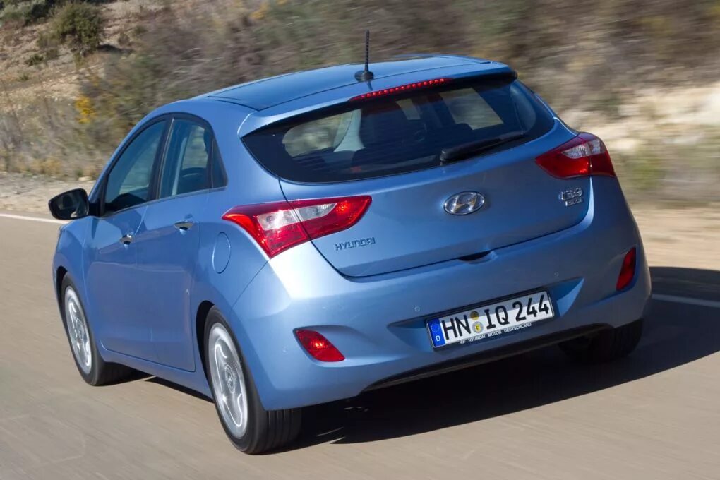 Сколько хендай ай 30. Hyundai i30 II. Хендай i30 хэтчбек. Hyundai i30 1.6. Хендай ай 30 хэтчбек.