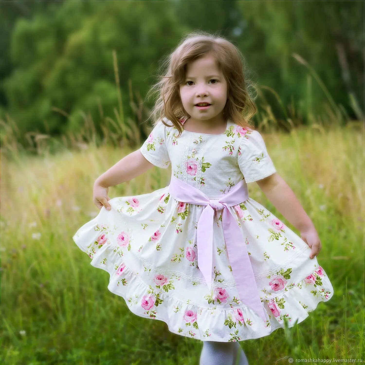 Простое детское платье. Детские платья. Платье й для девочки. Летнее платье для девочки. Красивые детские платья.