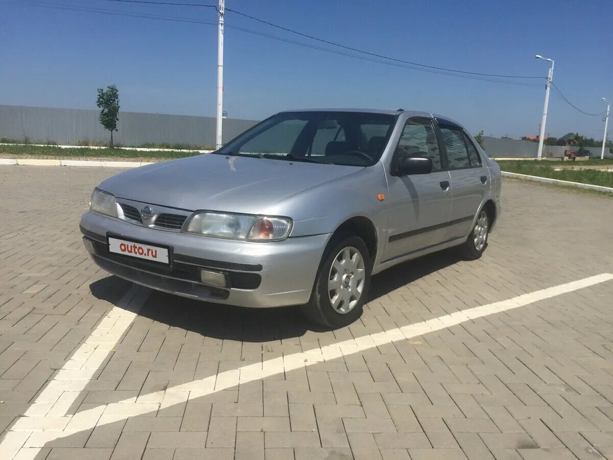 Ниссан альмера 1.6 купить. Nissan Almera 1 поколение. Nissan Almera 1.6 at,1996. Ниссан Альмера 1 поколения. Ниссан Альмера 1998 седан.