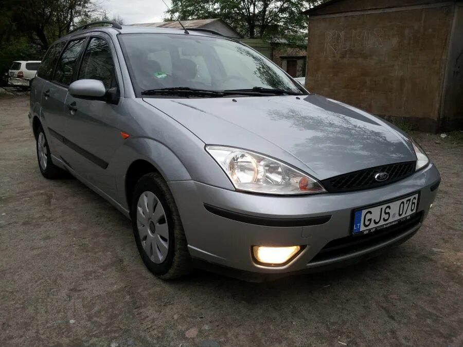 Форд фокус 2004 купить. Форд фокус 2004. Ford Focus 2004 года. Ford Focus 2004 кузов. Ford Focus 2004 американский.