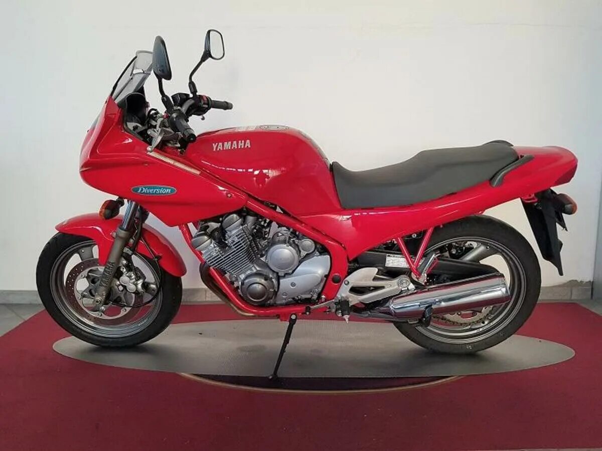 Yamaha купить б у. Yamaha diversion 600. Мотоцикл Yamaha diversion 600. Yamaha diversion 600 2017. Ямаха диверсия 400.
