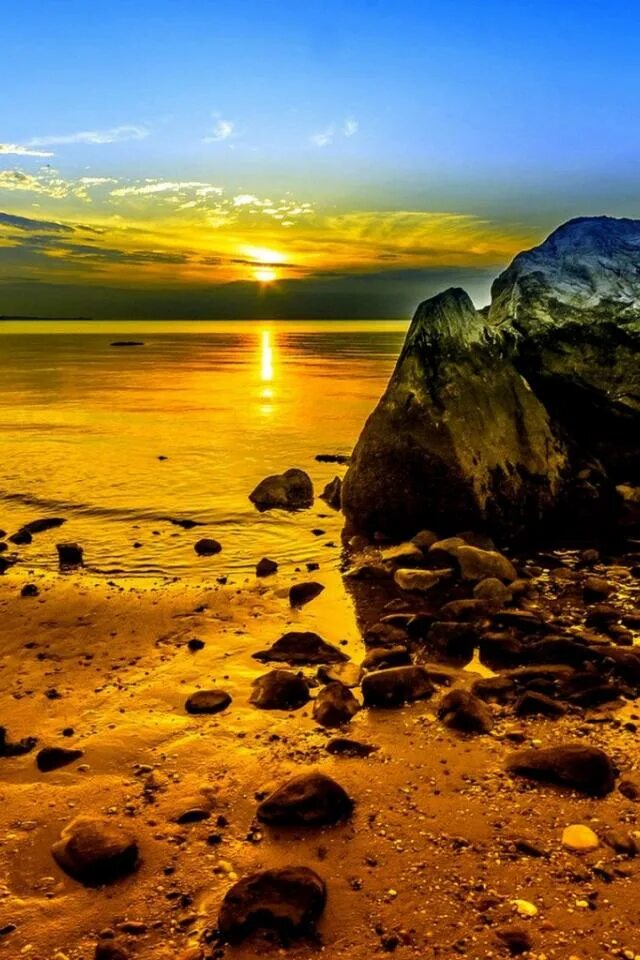 камни море солнце. камни море солнце. камни на берегу моря. рассвет на море. камни море солнце.