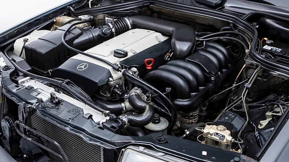 Дизеля w124. Mercedes benz w124 мотор. mercedes w124 2.8 мотор. 124 мерседес 2.2 плита мотор. мерседес w124 двигатель.