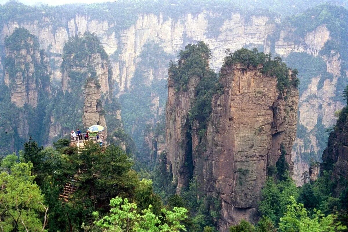 национальный лесной парк чжанцзяцзе в кита. национальный парк чжанцзяцзе (провинция хунань). национальный парк улинъюань. национальный лесной парк чжанцзяцзе. национальный парк чжанцзяцзе статуя экрана.