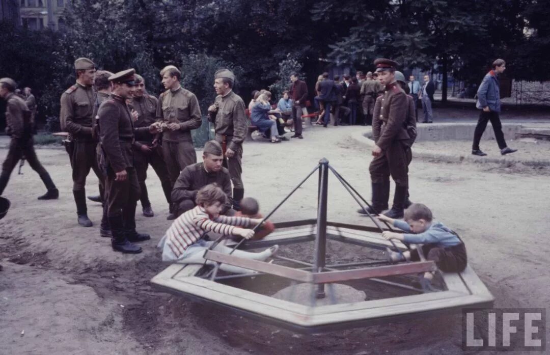 Дунай 1968. Операция «дунай». чехословакия, 1968 год.. операция дунай 1968 год. операция дунай чсср 1968. операция дунай 1968 гдр.