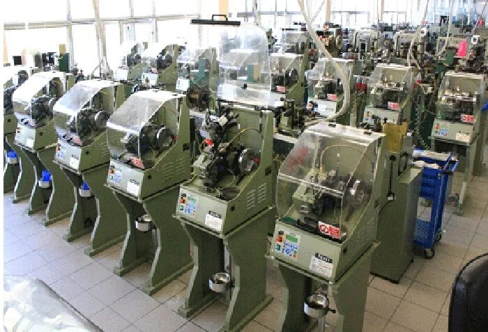 Бронницы ювелирный завод. Магазин при заводе бронницы. Свердловский ювелирный завод. Город бронницы завод. Бронницкая фабрика ювелирных изделий.