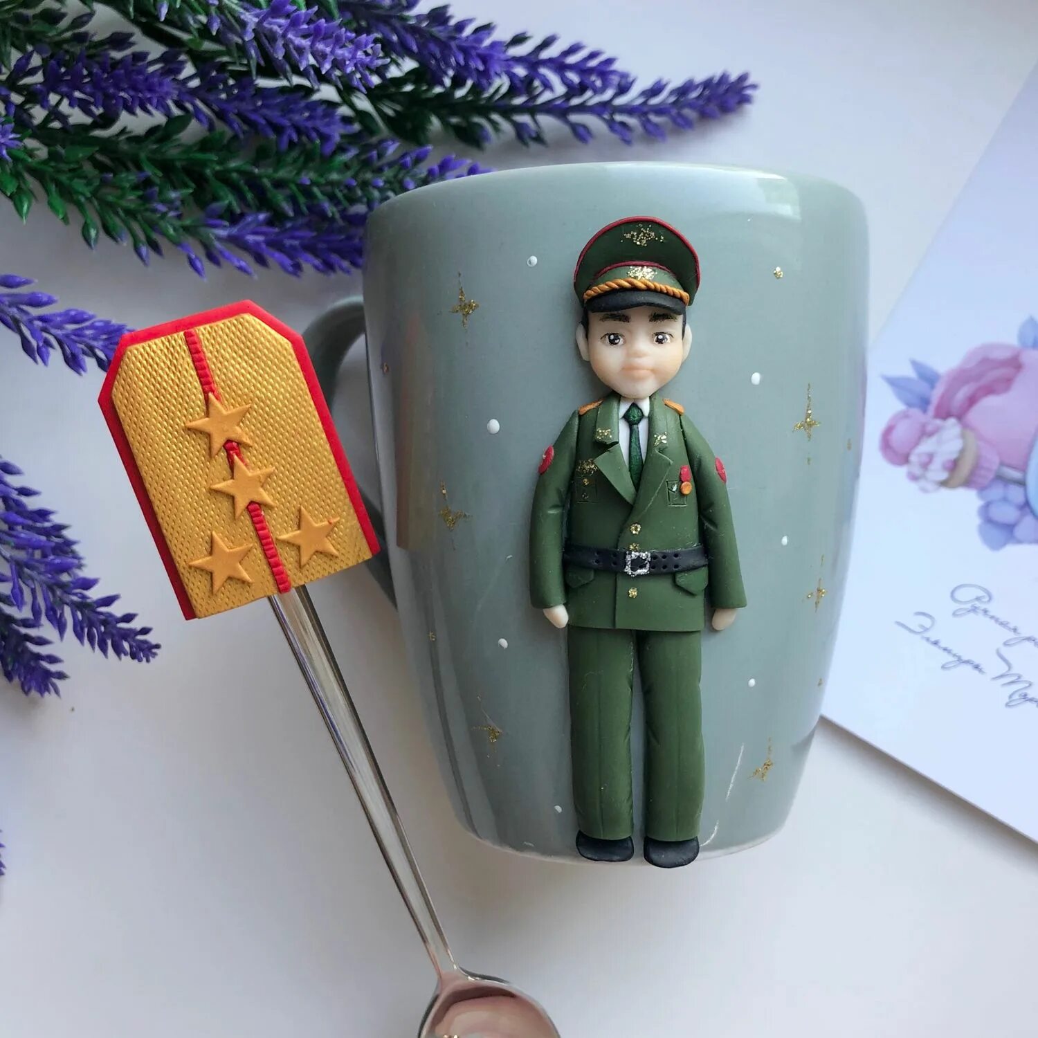 из глины на 23 февраля. ложки из полимерной глины на 23 февраля. пряники на 23 февраля. пряники на 23 февраля. подарок военному.