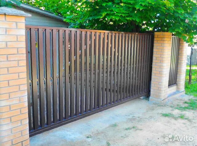 Откатные ворота из евроштакетника под ключ купить в Санкт-Петербурге по низким ц