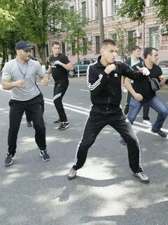 Песня вокруг спортики