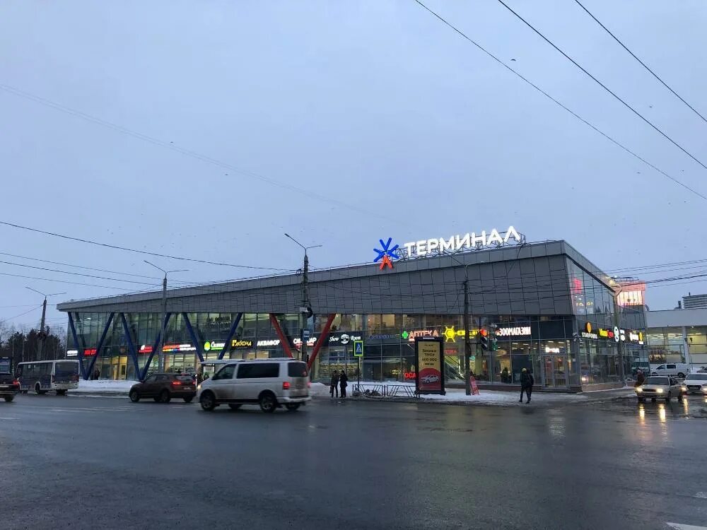 Тц терминал омск. Торговый центр терминал Архангельск. Комплекс терминал в Омске. Терминал Омск торговый комплекс магазины.