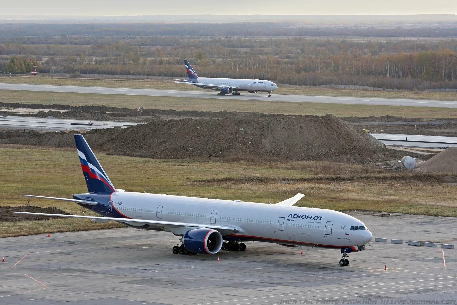 Aeroflot boeing. Самолёт Boeing 777-300er. Boeing 777-300er Аэрофлот. Самолет Боинг 777 300 Аэрофлот. Б777 300ер Аэрофлот.