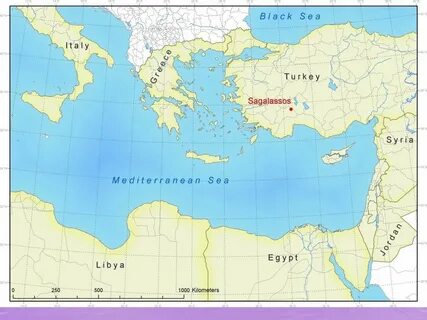 Средиземное море омывает
