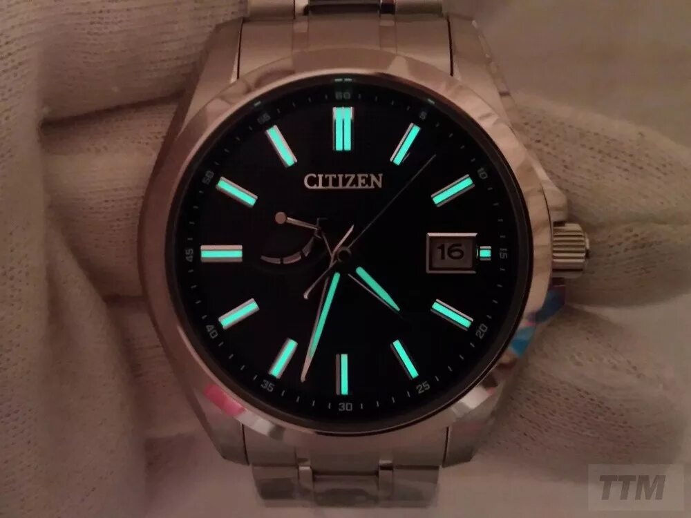 Mr citizen. Aq1040-53e. Citizen aq1040-53e. Citizen aq4041-54l. Citizen 1040 часы.