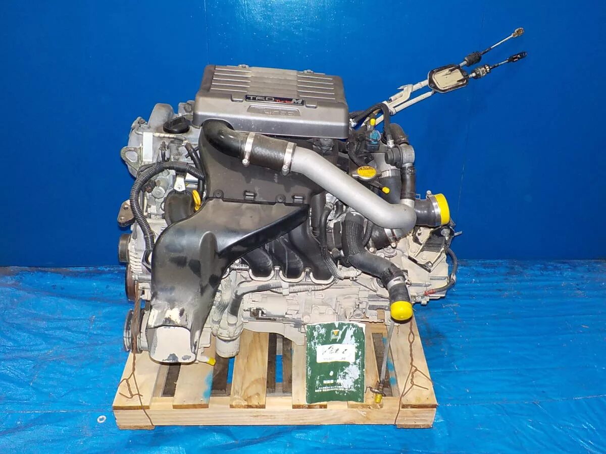 Toyota vitz какие двигатели. 1nz fe turbo trd. тойота витц rs 1nz двигатель. ncp91 vitz. trd toyota vitz 1nz fe интеркулер.