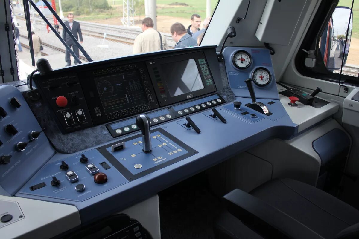 2эс6 пульт машиниста. пульт управления кабины. 81-765 кабина машиниста. пульт машиниста 765. 6 пульт.