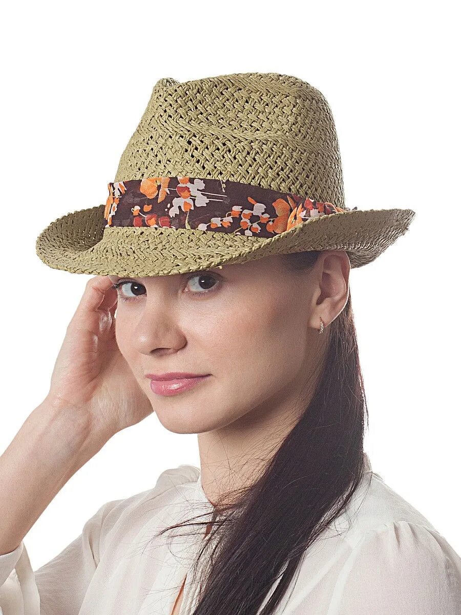 Летние головные уборы для женщин после 50. Шляпки женские летние. Шляпа женская летняя. Модные летние шляпки. Шляпа женская модная.