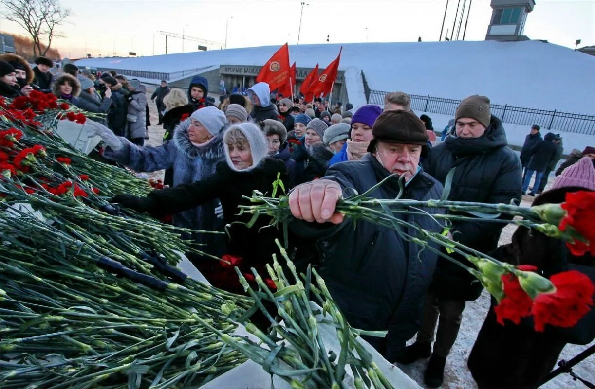 День памяти прорыва блокады. 18 Января прорыв блокады. 79 Лет прорыва блокады. Прорыв блокады Ленинграда Кировск. 18 Января день прорыва блокады Ленинграда.