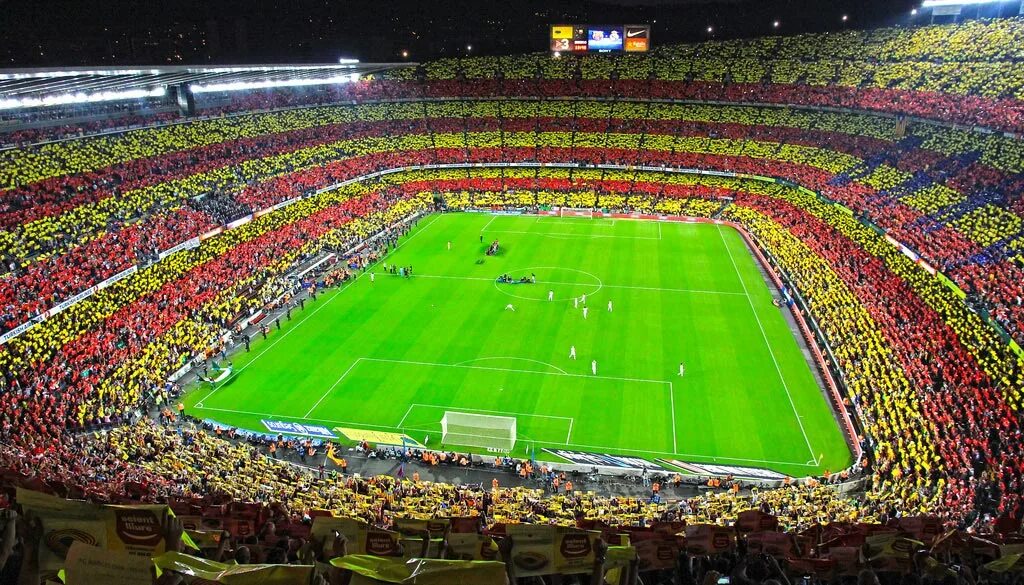 Стадион Camp nou. Стадион Камп ноу в Барселоне. Футбольная Арена Камп ноу. Стадион Барселоны вместимость.