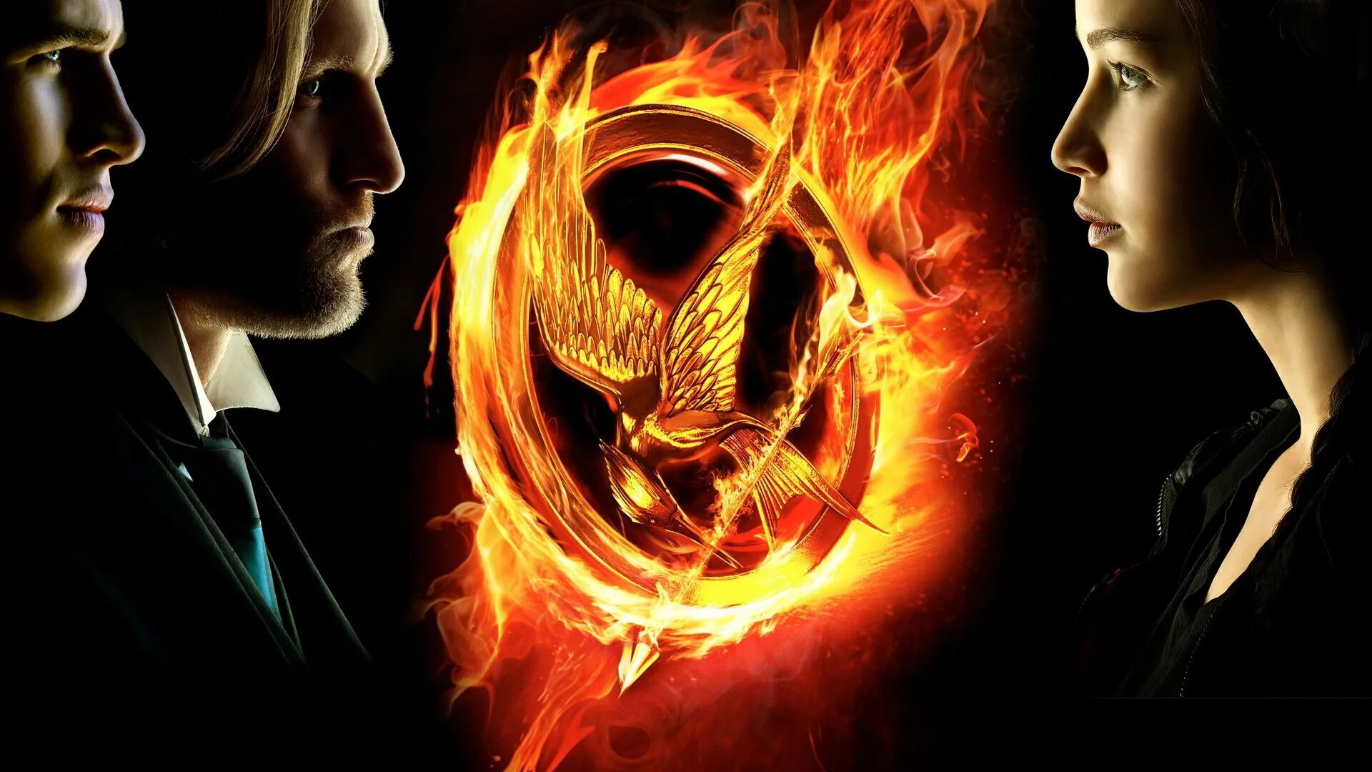 Hunger games 2. Сойка-пересмешница. Плутарх Сойка пересмешница.