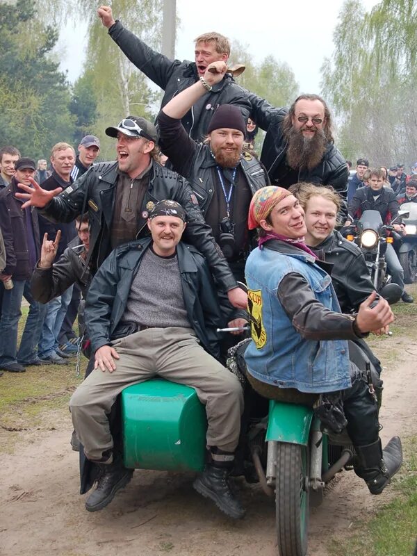 мотоциклисты фестиваль. мотоклуб воронеж 36. десперадо воскресенск мотоклуб. мотоклуб 36 mc. клуб байкеров в воронеже.