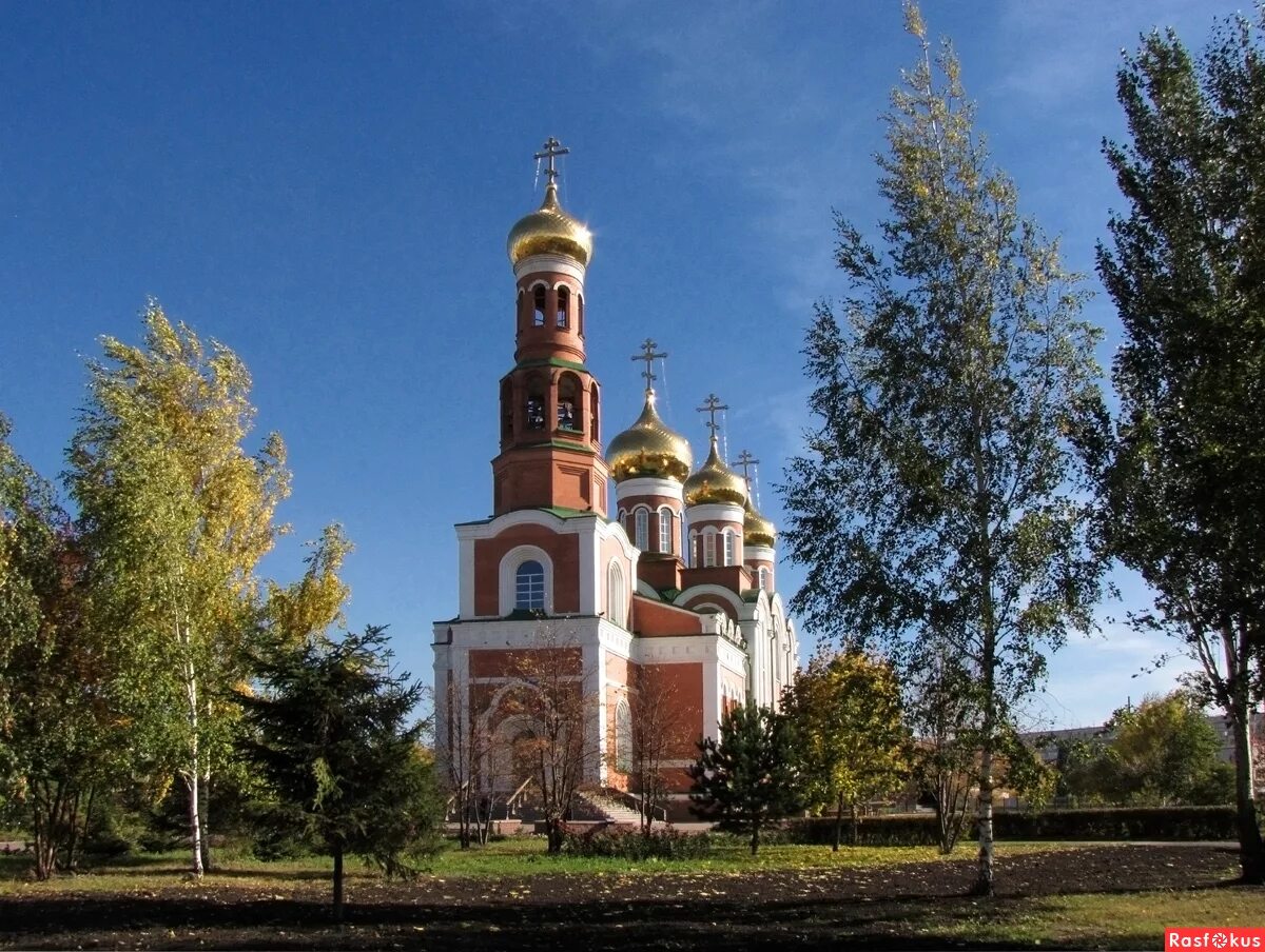 христорождественский собор омск зимой. храм омск левый берег. рождество христово омск. свято-троицкий храм (томск). христорождественский собор омск внутри.