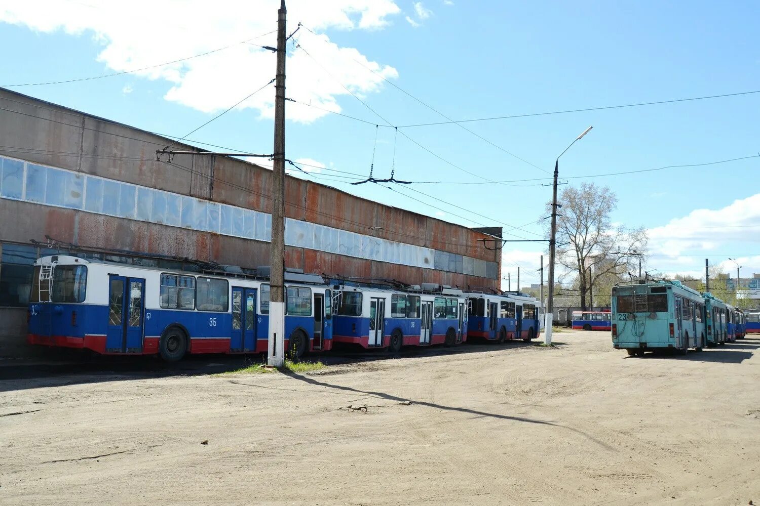 Троллейбусный парк Тверь. Троллейбусный парк Твери 2020 год. Тверской троллейбус. Тверской троллейбус номер 113. Троллейбусный парк сайт