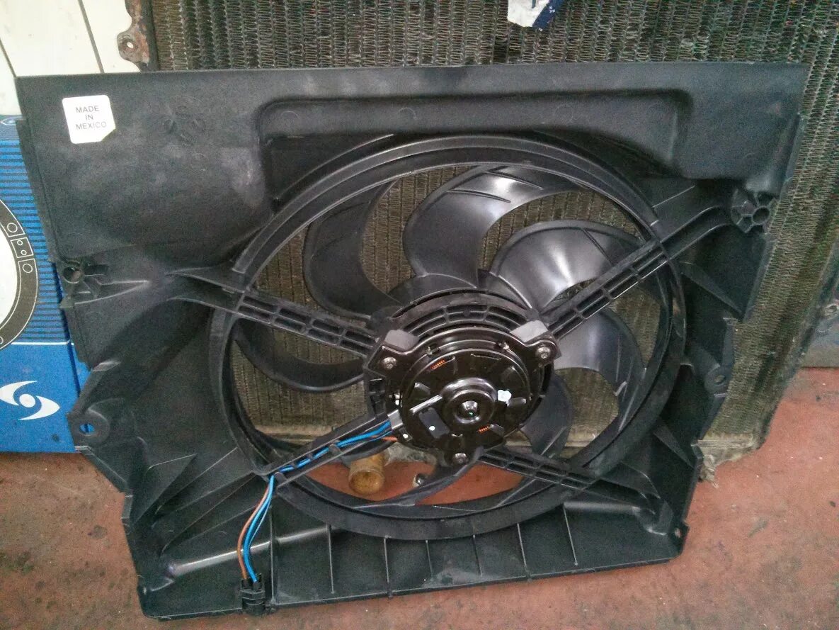 Не отключается вентилятор охлаждения. Ваз 2114 вентилятор охлаждения кнопка принудительная. Не отключается вентилятор охлаждения. Пежо 406 вентилятор печки нет минуса. Не отключается вентилятор охлаждения.