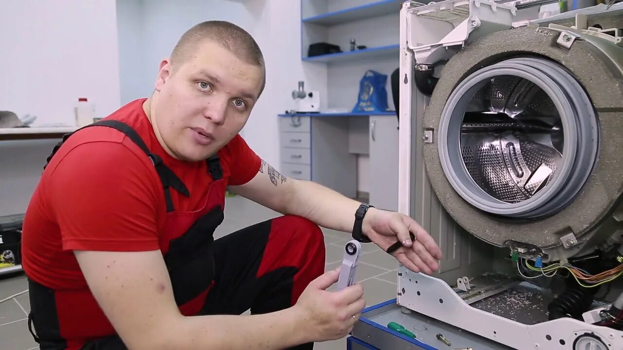 Сервисный ремонт стиральных машин самсунг. Техобслуживание стиральной машины. Амортизаторы для стиральной машины. Амортизаторы для стиральной машины LG. Мастер по стиральным машинам.