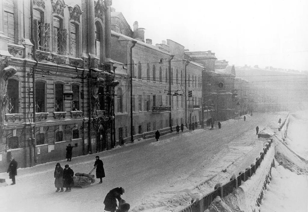 Улица блокады. Ленинград набережная реки Фонтанки блокада. Улицы блокадного Ленинграда.