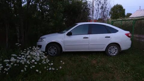 Авито гранта лифтбек с пробегом