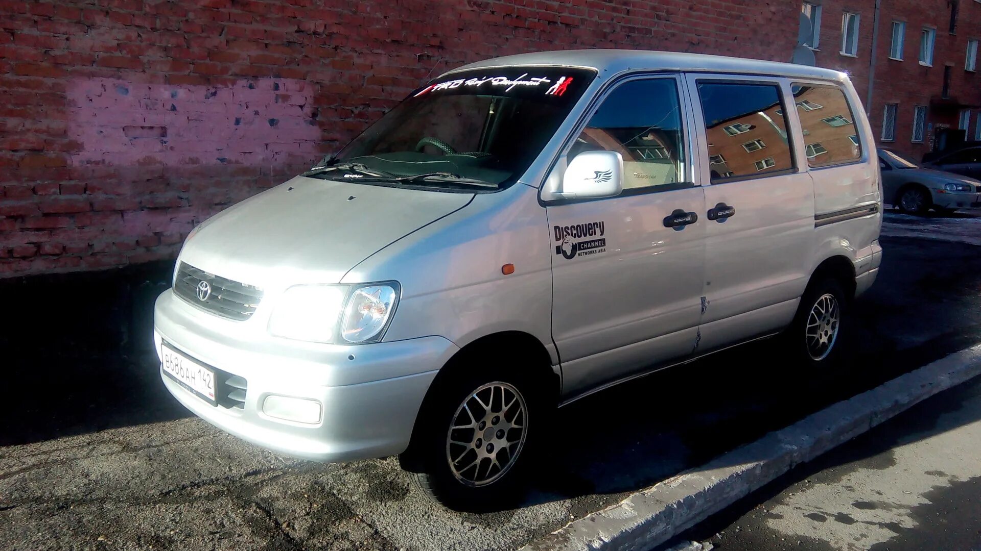 Таун айс 2001. Toyota Lite Ace Noah. Тойота Таун айс Ноах 1999 года. Тойота Лайт айс 2001. Микроавтобус Ноах 1998.