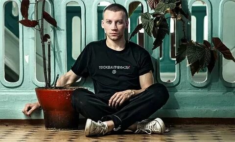 Обладает искусством