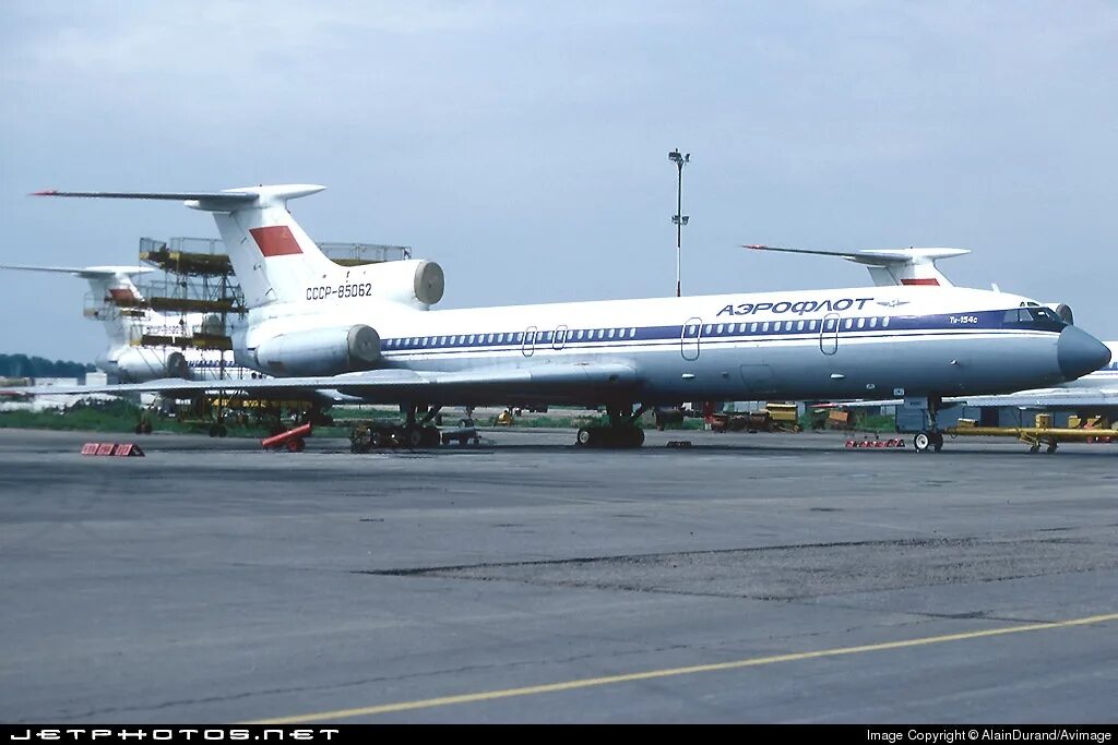 Самолет ту 154 вид сбоку. Самолет ту 154б 2. Самолет ту 154. Ту 154м якутия. Ту-154м аэрофлот ссср.