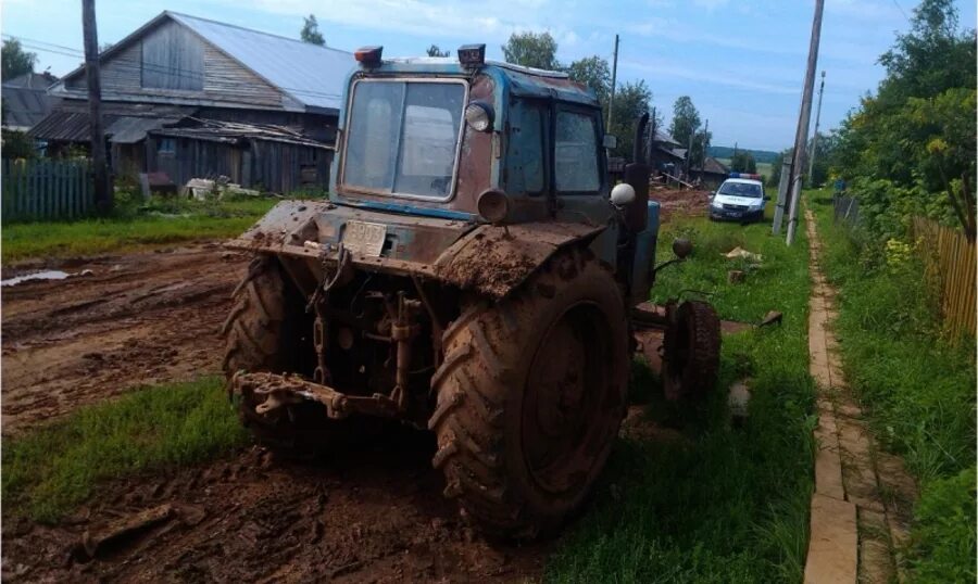 Нердва Карагайский район Пермский край. Село Нердва Карагайского района Пермского края. Пермский трактор. Трактора МТЗ Пермский край.