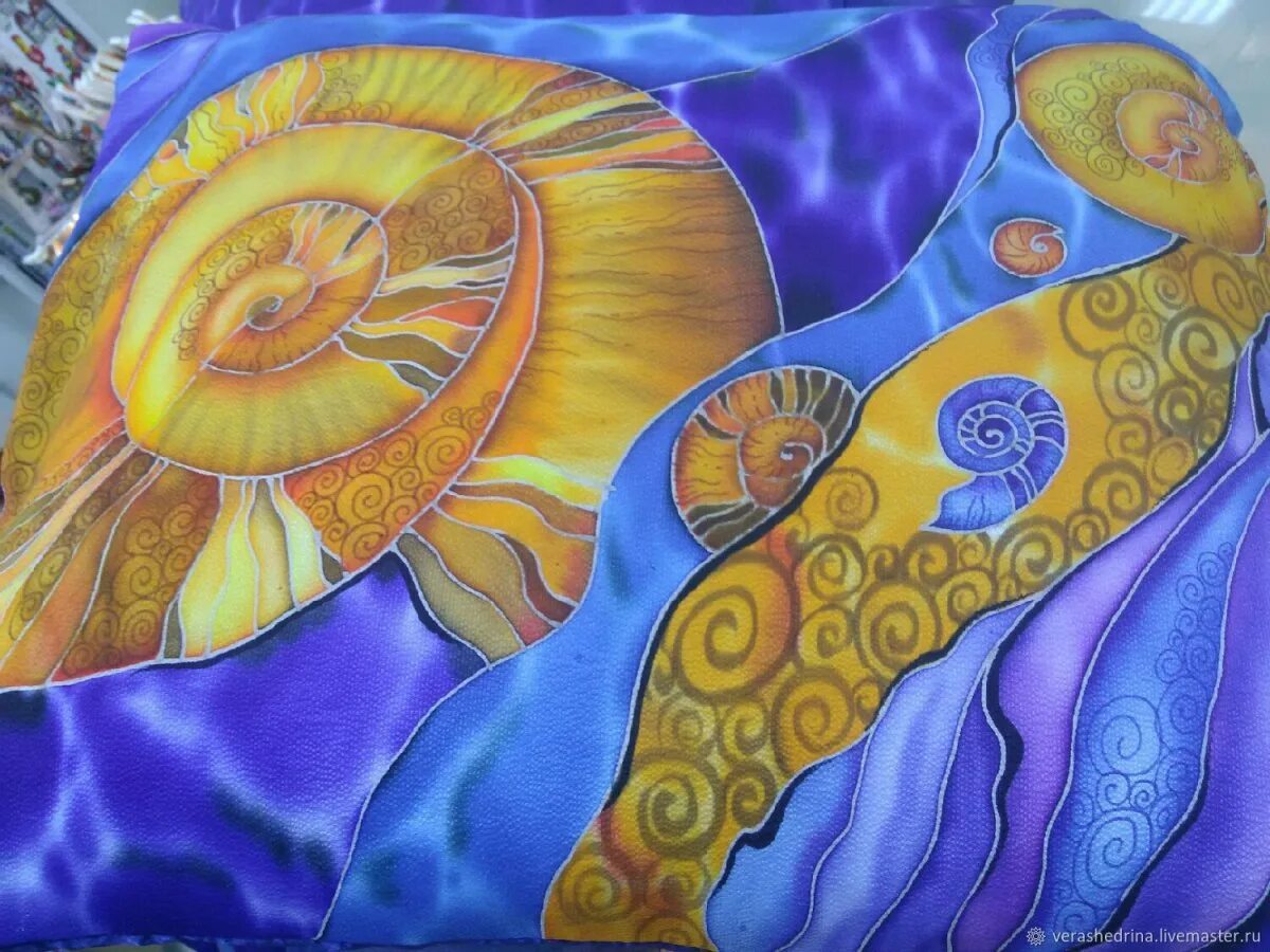 Изображение изделий выполненных в технике батика. Батик Загагов. Холодный батик техника.