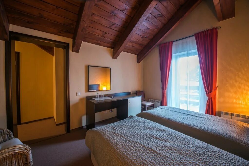 гостиница маяк свияжские холмы. отель маяк свияжские холмы казань. свияжские холмы дежавю. город курорт свияжские холмы казань. свияжские холмы горнолыжный курорт.