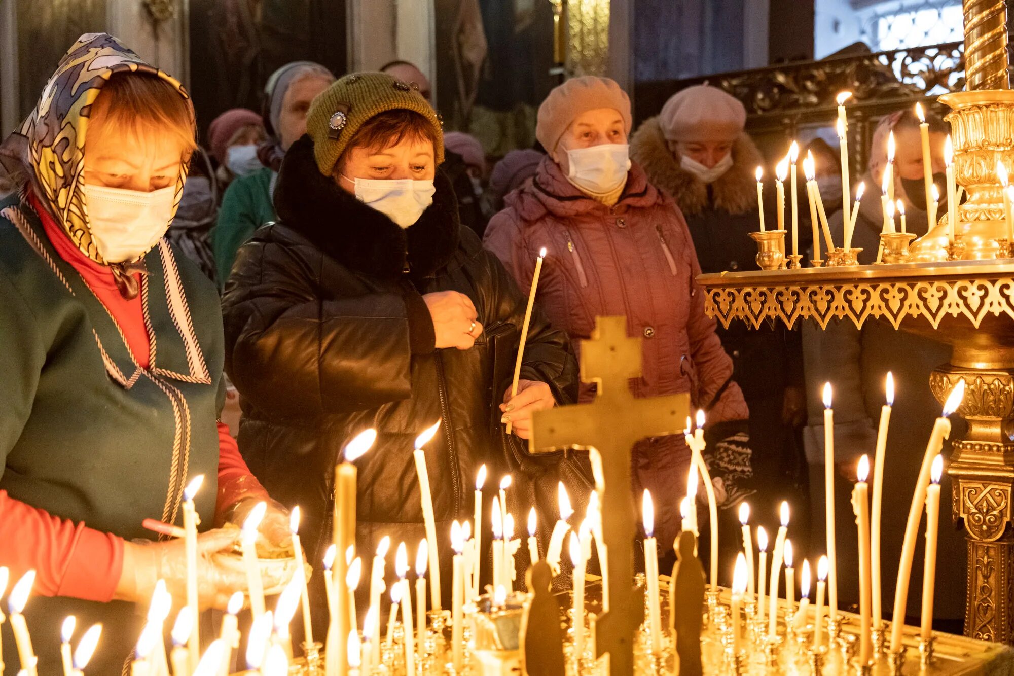 Какого числа в апреле родительская суббота. Родительская суббота. 26 Февраля родительская суббота. Богослужение вселенской родительской. Родительская суббота фото.