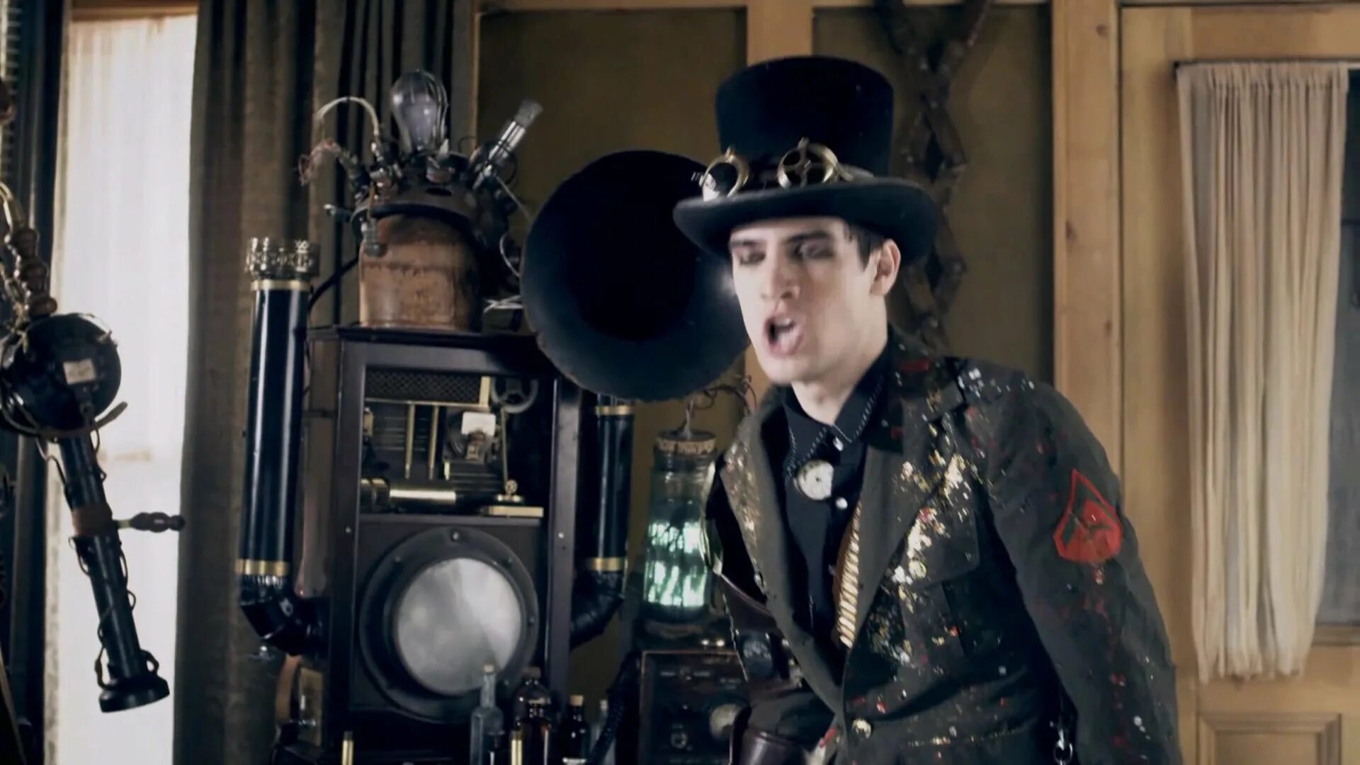 Panic at the disco ballad of mona lisa. Mona lisa panic. Panic at the disco ballad of mona lisa. Паника зе диско мона лиза. Mona lisa panic.