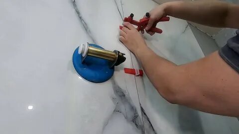 Присоски на плитку в ванной