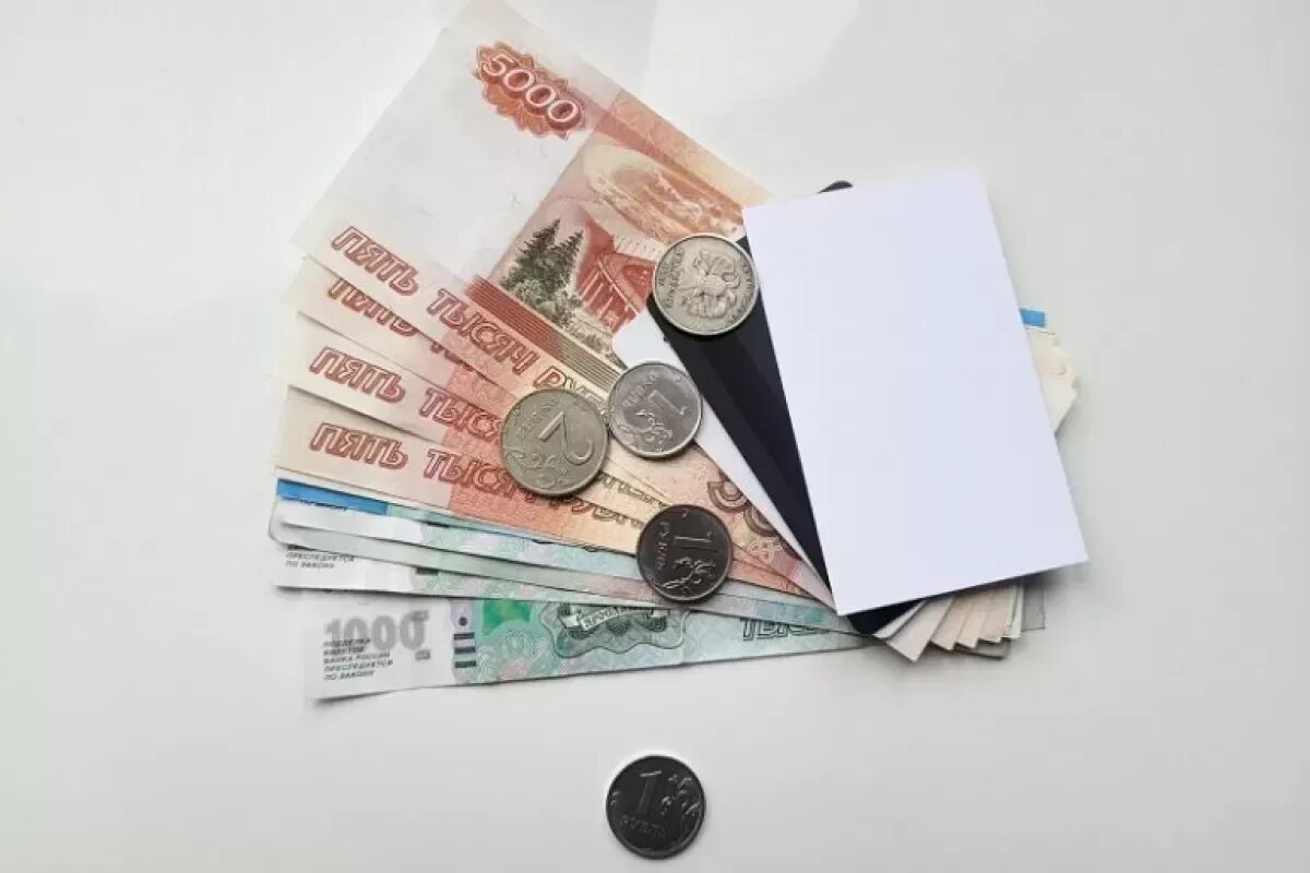 1 января повышение зарплаты бюджетникам 2025 года
