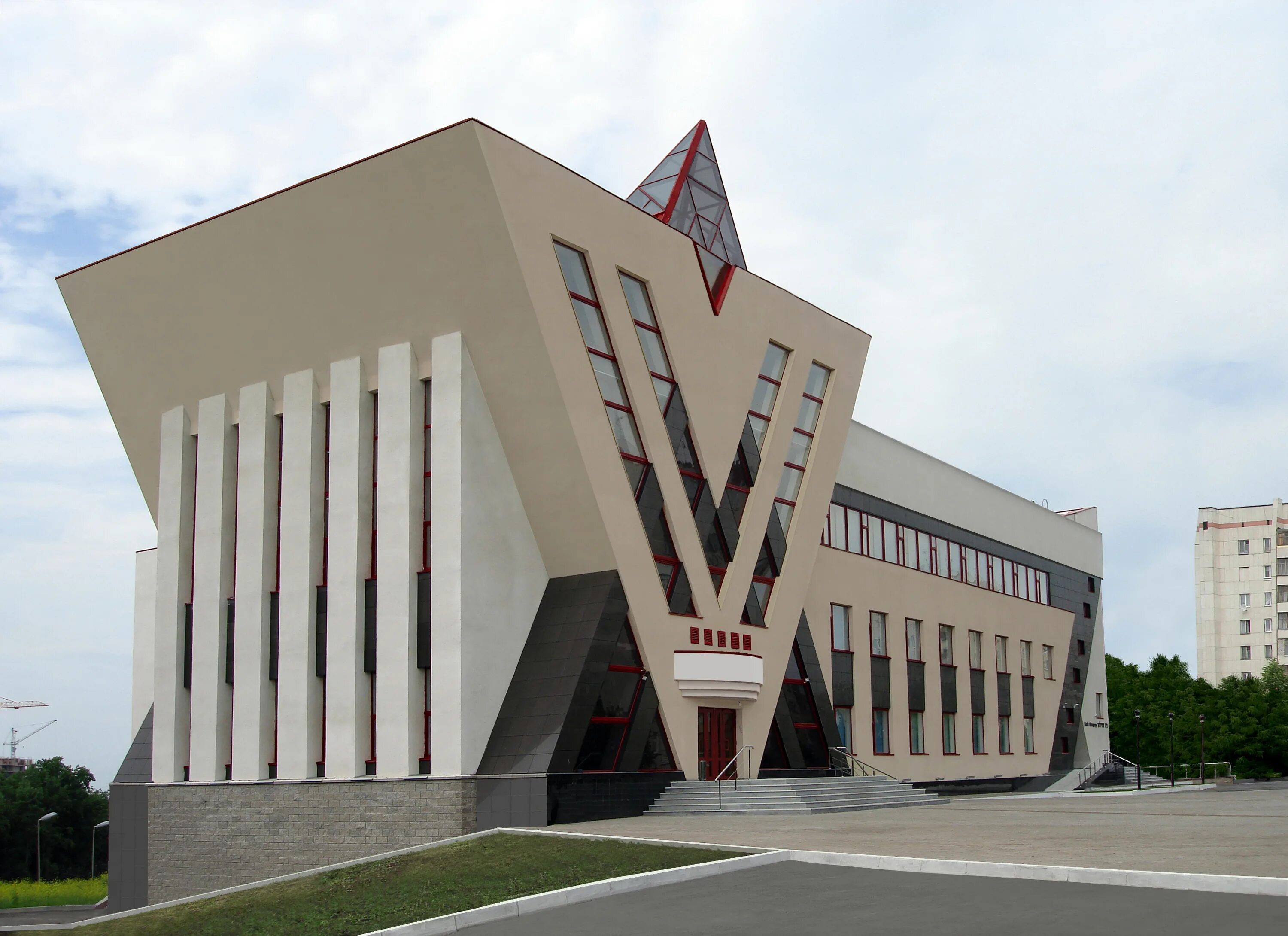 Цдк белебей. Республика башкортостан центры культуры. Синагога в уфе. Дворец культуры чекмагуш. Мелеуз.